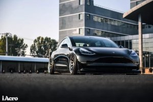 纯电≠没灵魂 全国首台特斯拉Model 3改装案例 - 数字指南