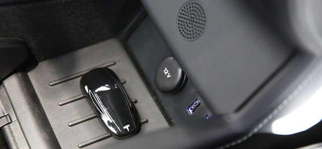 图片[1]-出现提示【钥匙不在车内/无法起动车辆】-特斯拉论坛-果盐
