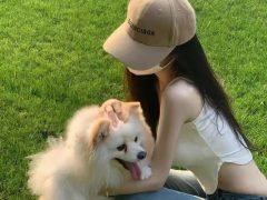 月牙弯弯的头像 - 数字指南